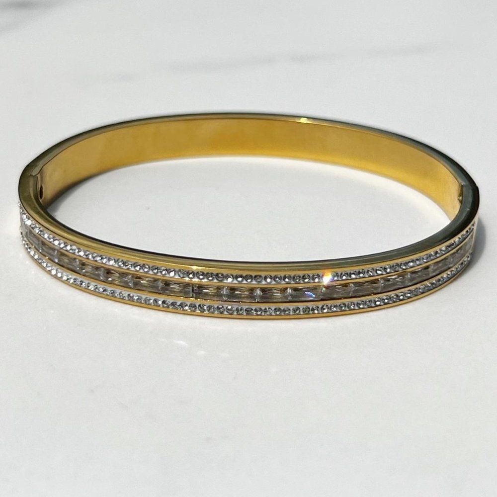 New! “Alana” Gold Inlaid Studded Bracelet - Picture 1 of 3